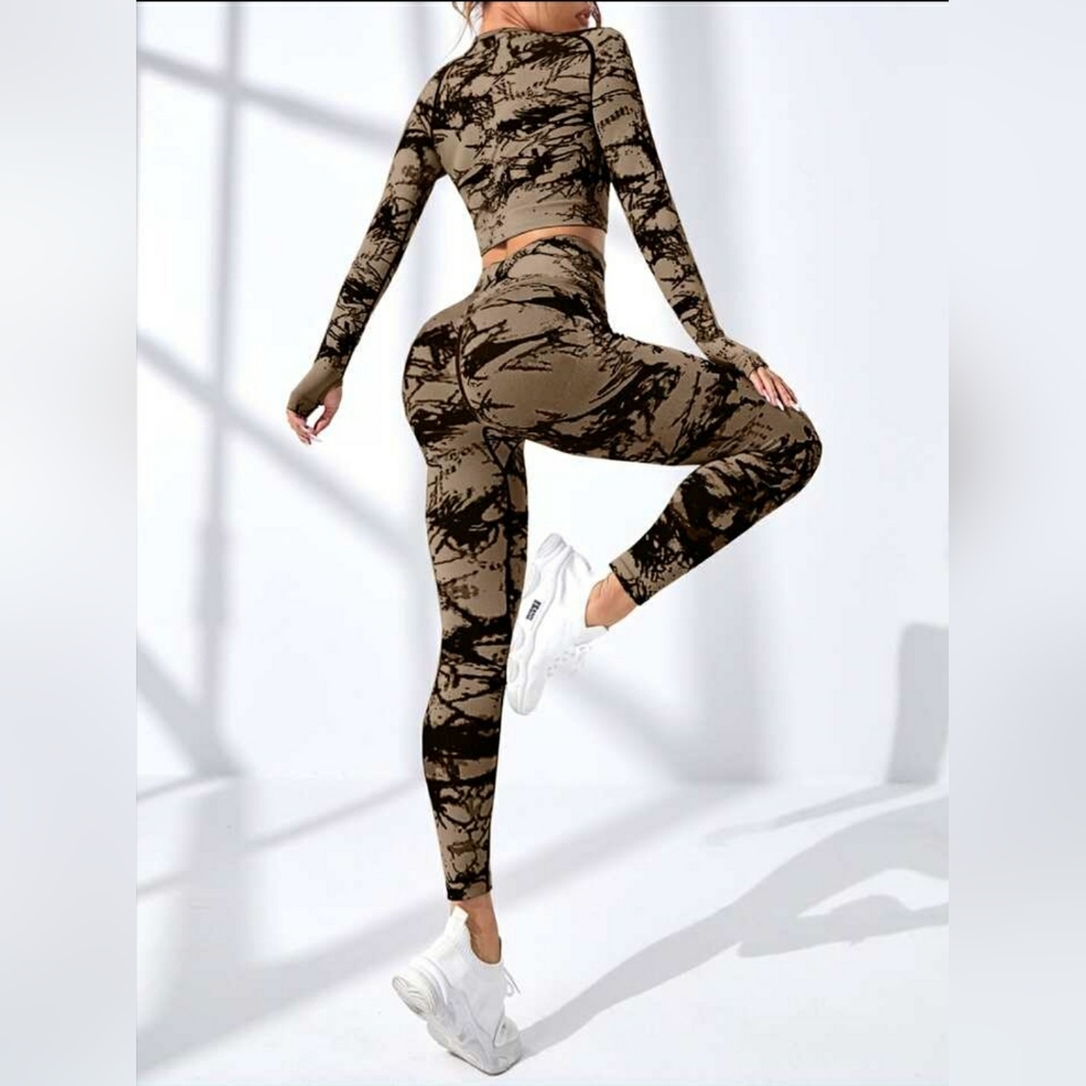 Yoga Trendy 2pcs Seamless High Stretch Tie Dye Yoga Set - Picture 2 of 4